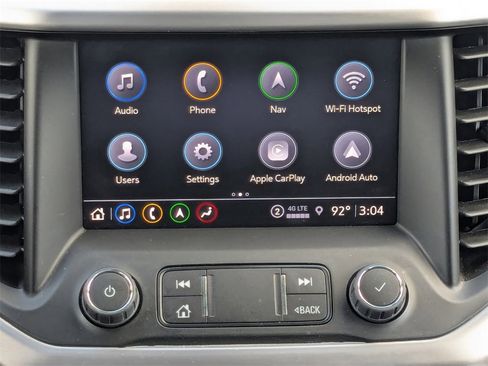 Certified 2023 GMC Acadia SLT w/ Preferred Package image 26