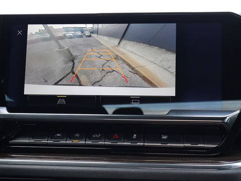 Used 2023 Chevrolet Silverado 1500 LT w/ Protection Package image 12