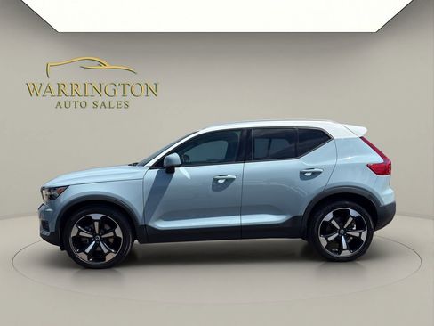 Used 2019 Volvo XC40 T5 Momentum AWD/4WD image 4