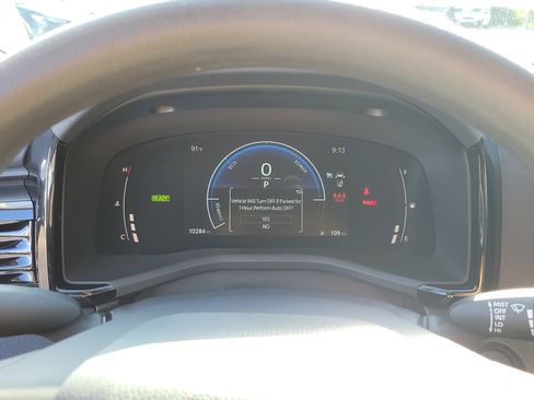 Used 2025 Toyota Camry LE FWD image 25