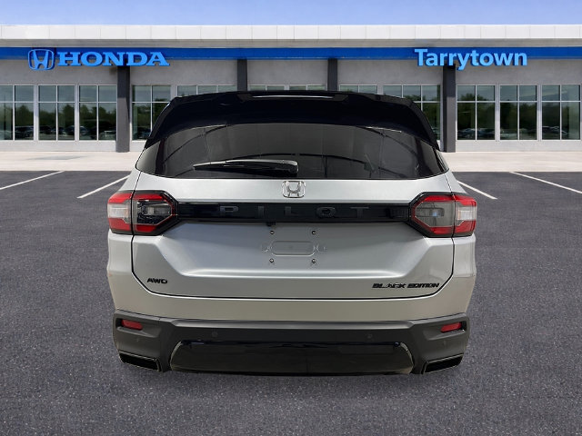 New 2026 Honda Pilot Black Edition image 4