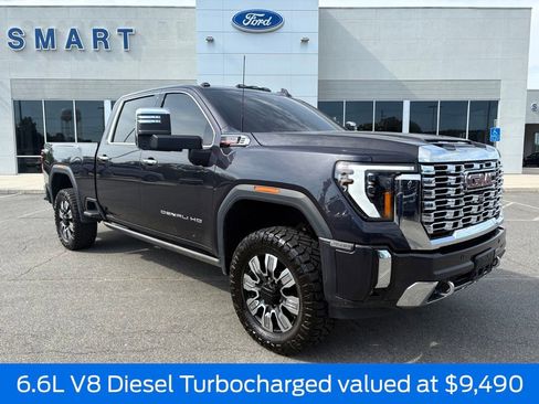 Used 2024 GMC Sierra 2500 Denali w/ Denali Reserve Package AWD/4WD image 2
