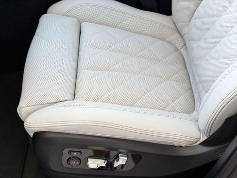 New 2026 BMW X5 M60i AWD/4WD image 14