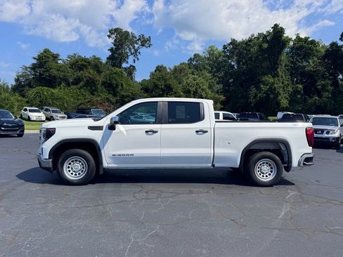 Used 2024 GMC Sierra 1500 Pro w/ Pro Value Package AWD/4WD image 3