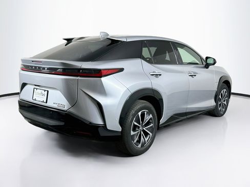 Used 2023 Lexus RZ 450e Premium w/ Technology Package AWD/4WD image 9