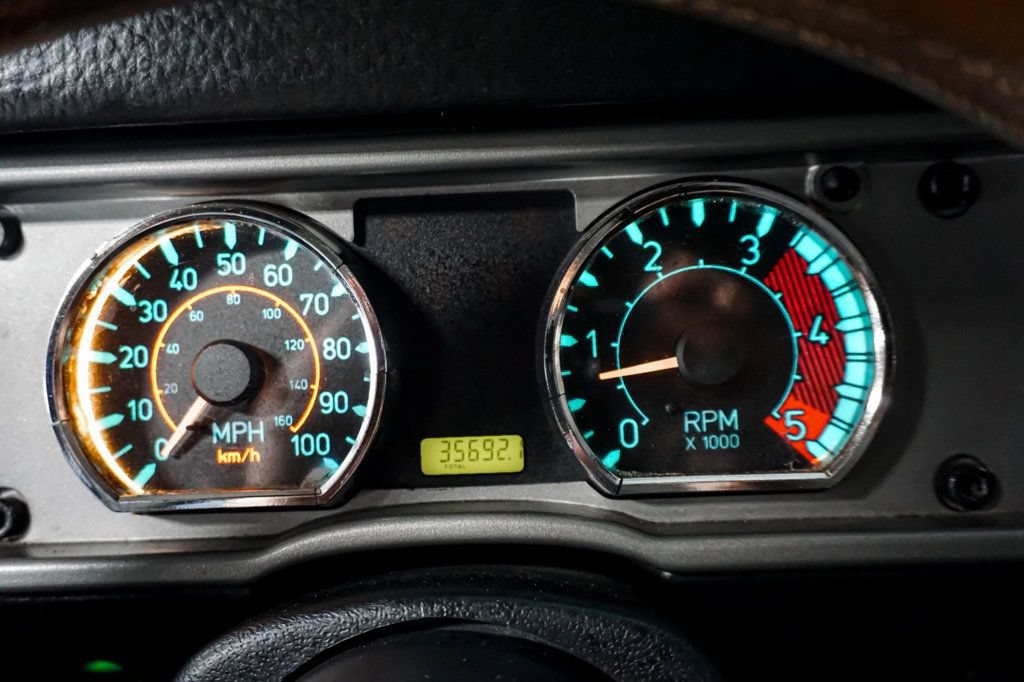 Used 2006 HUMMER H1 4-Door Wagon AWD/4WD image 23