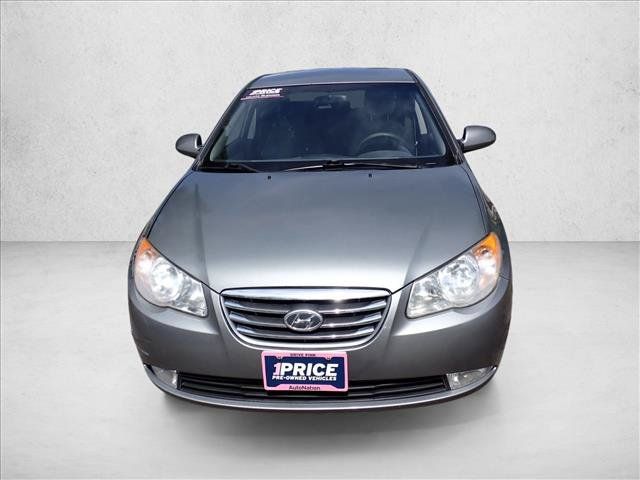 Used 2010 Hyundai Elantra GLS FWD image 5