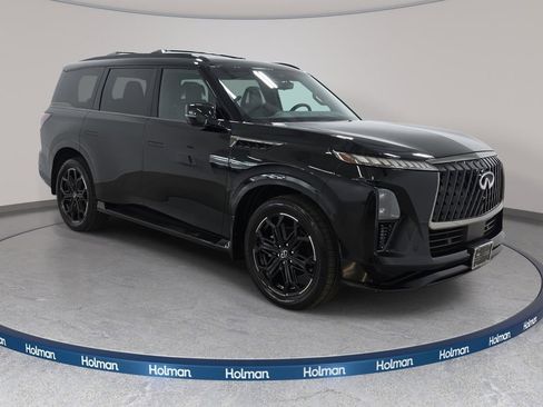 Certified 2026 INFINITI QX80 4WD w/ Sport Exterior Package image 2