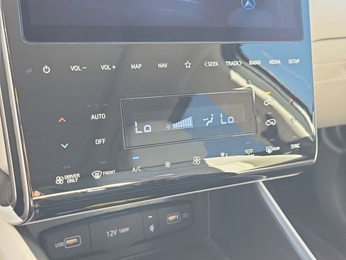 Used 2022 Hyundai Tucson Limited image 23