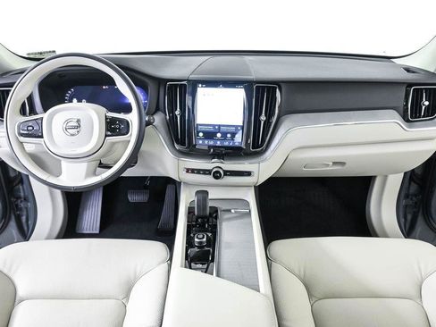 Certified 2024 Volvo XC60 T8 Plus w/ Protection Package Premier AWD/4WD image 19