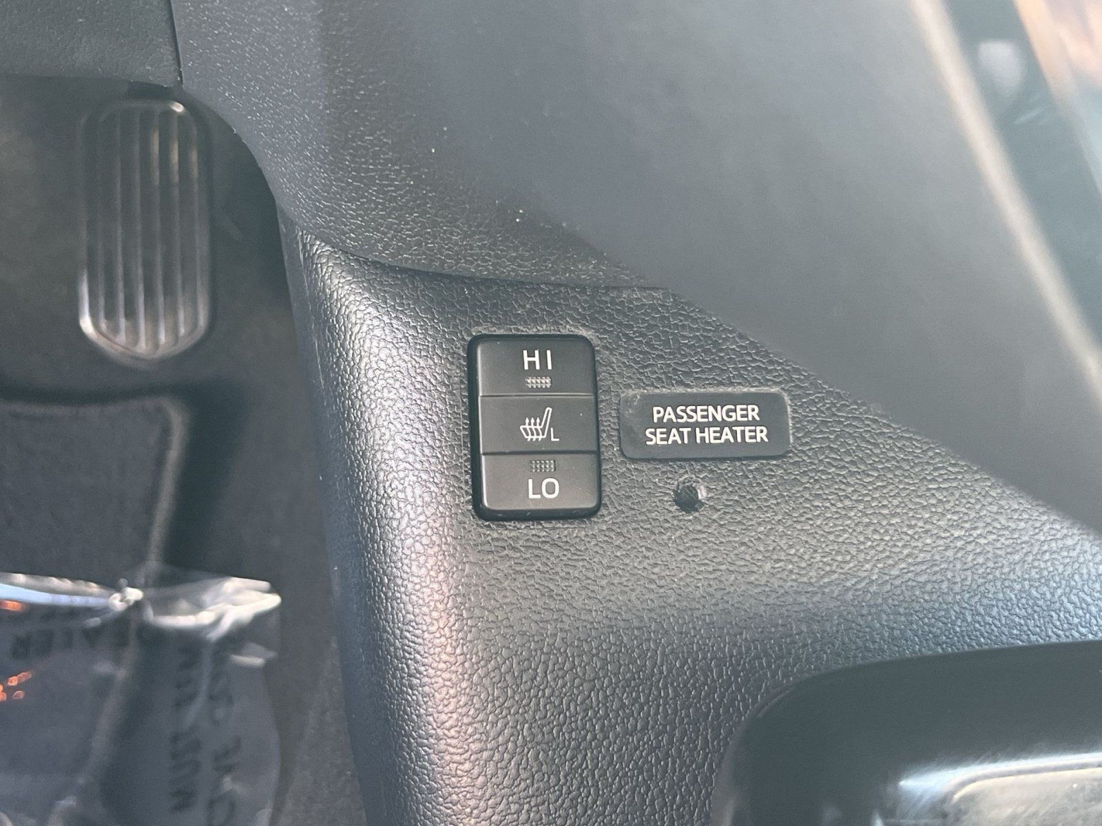 Used 2016 Toyota Prius Four Touring w/ Premium Convenience Package FWD image 27
