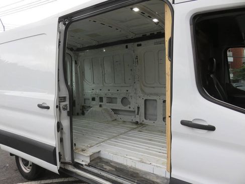 Used 2020 Ford Transit 250 Medium Roof RWD image 13