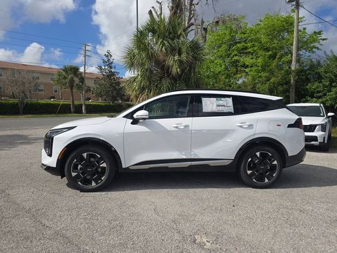 New 2026 Kia Sportage SX image 5