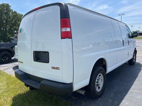 Used 2023 Chevrolet Express 2500 Extended RWD image 2