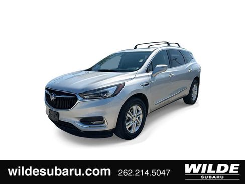 Used 2020 Buick Enclave Essence w/ Sound and Sites Package image 1
