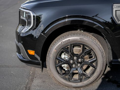 New 2025 Ford Maverick Lobo image 10