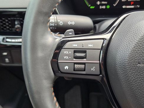 Certified 2025 Honda CR-V Sport Touring image 31