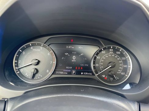Used 2020 INFINITI QX50 Luxe w/ Navigation Package AWD/4WD image 19