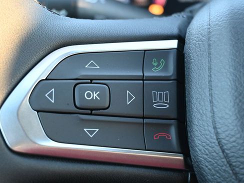 New 2026 Jeep Compass Limited w/ Sun, Sound & Navigation Group image 8