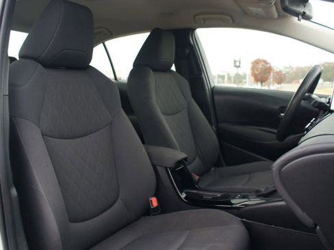 Used 2020 Toyota Corolla LE image 20