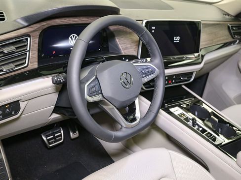 New 2026 Volkswagen Atlas SEL Premium R-Line AWD/4WD image 20