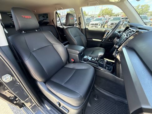Certified 2024 Toyota 4Runner TRD Off-Road Premium w/ Off Road Premium Plus Package AWD/4WD image 25