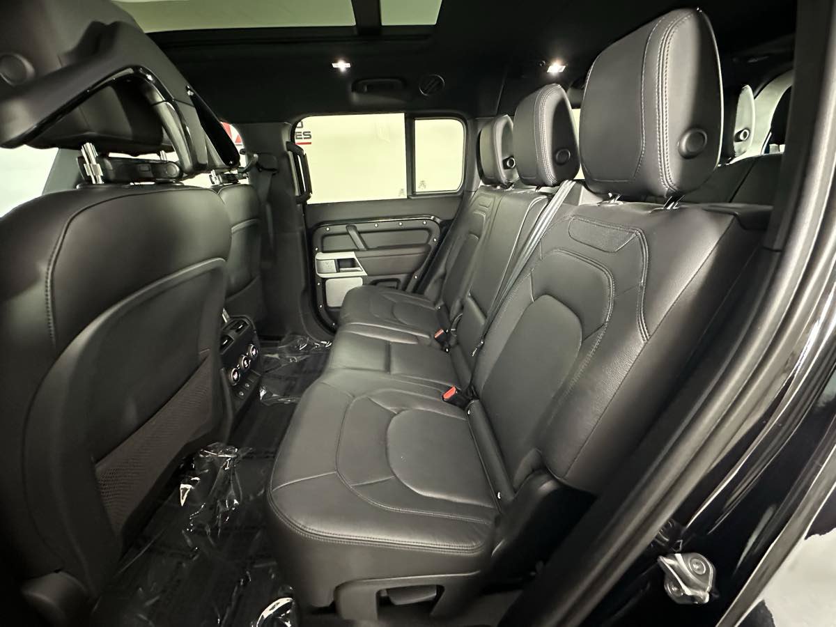 Used 2024 Land Rover Defender 130 S AWD/4WD image 29