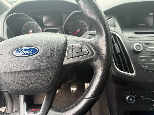 Used 2016 Ford Focus ST FWD image 20