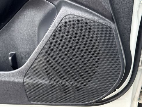 Used 2018 Subaru Forester 2.5i Premium image 32