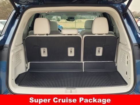 New 2026 Buick Enclave Avenir w/ Super Cruise Package image 9