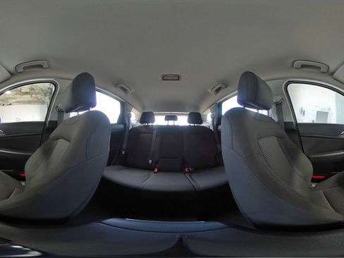 Used 2025 Kia Sportage LX image 41