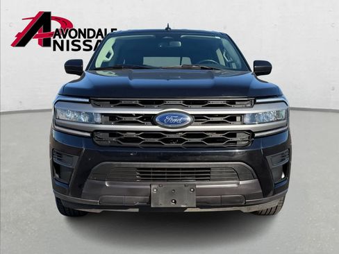 Used 2024 Ford Expedition Max XLT image 6