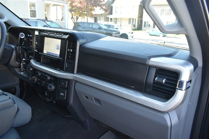 Used 2024 Ford F350 XLT AWD/4WD image 28
