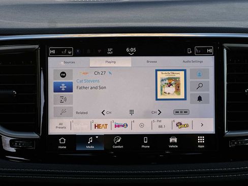 New 2026 Chrysler Pacifica Select image 12