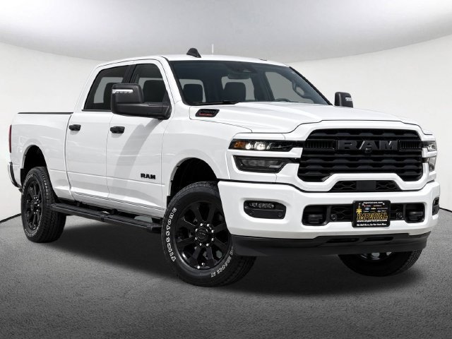 Used 2025 RAM 2500 Big Horn AWD/4WD image 2