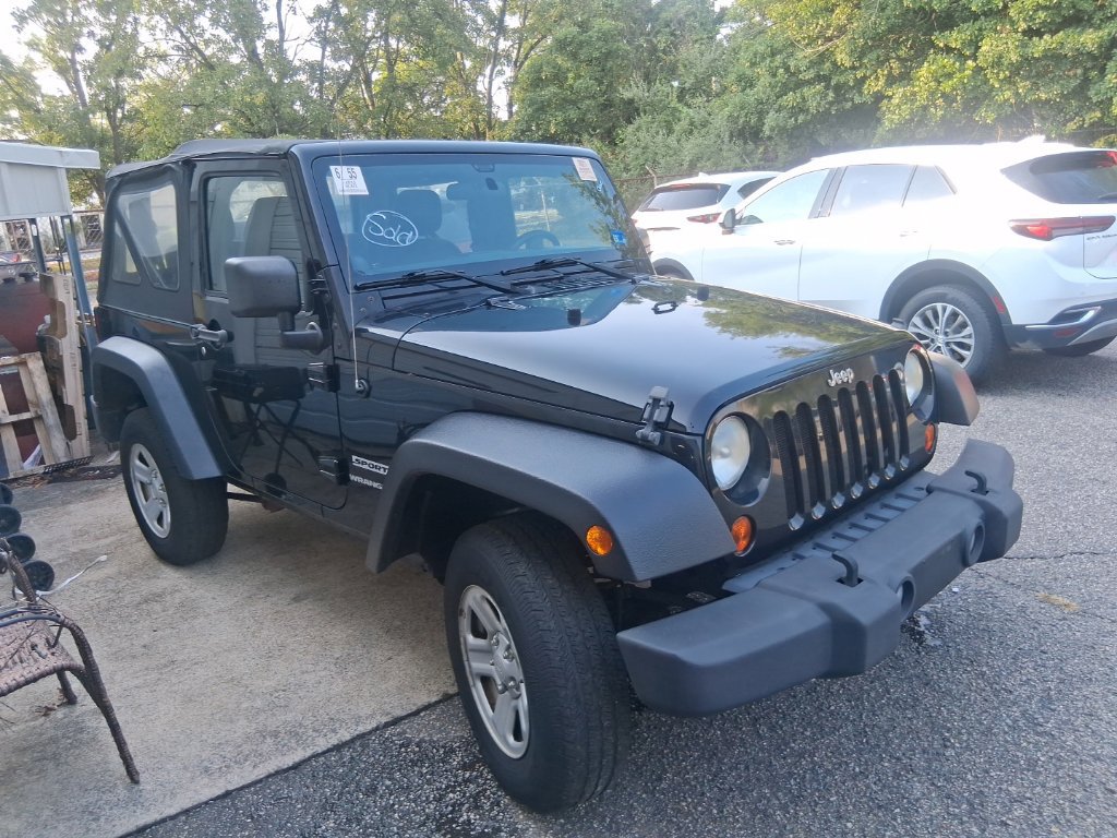 Used 2013 Jeep Wrangler Sport AWD/4WD image 3