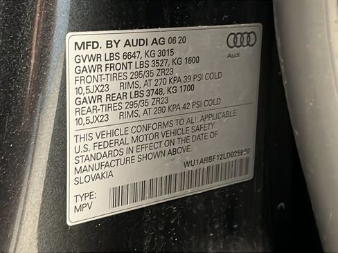 Used 2020 Audi RS Q8 w/ Carbon Optic Package AWD/4WD image 28