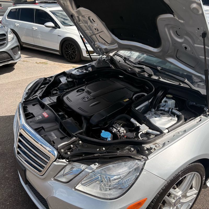 Used 2013 Mercedes-Benz E 350 4MATIC Sedan image 25