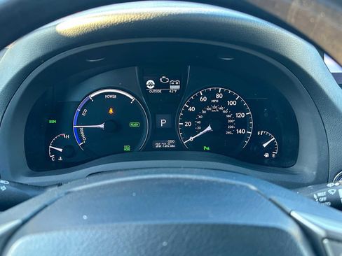 Used 2013 Lexus RX 450h AWD image 24