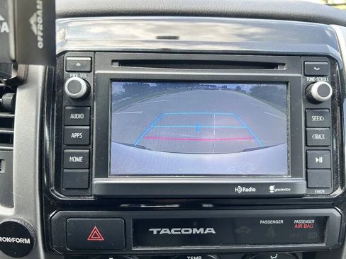 Used 2015 Toyota Tacoma PreRunner w/ SR5 Package RWD image 20