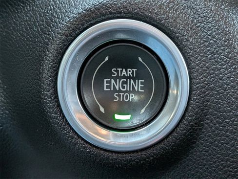 Used 2022 Chevrolet Silverado 1500 RST image 26