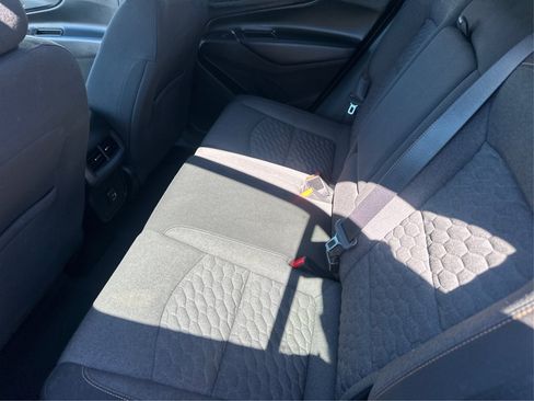 Used 2020 Chevrolet Equinox LT w/ Driver Convenience Package FWD image 12