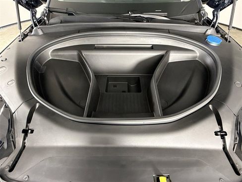 New 2025 Volvo EX90 Ultra image 32