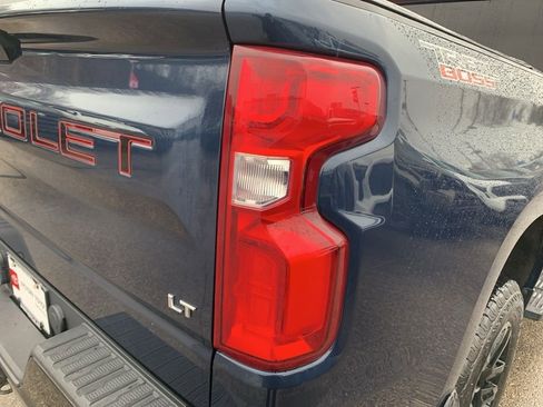 Used 2021 Chevrolet Silverado 1500 LT Trail Boss w/ Bed Protection Package image 30