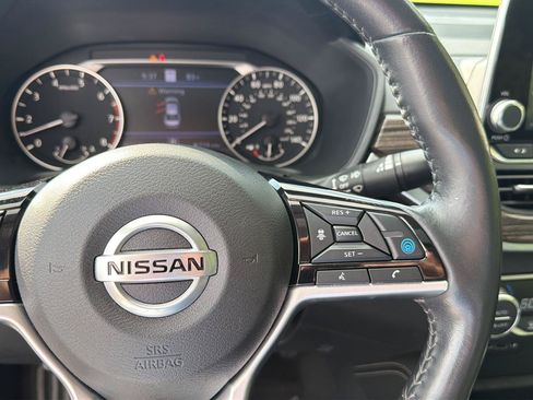 Used 2022 Nissan Altima 2.5 SL FWD image 21