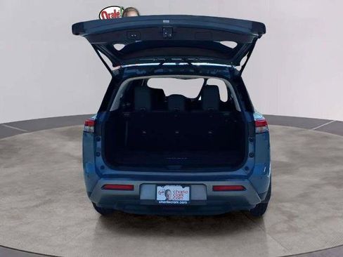 Certified 2026 Nissan Pathfinder SL FWD image 10
