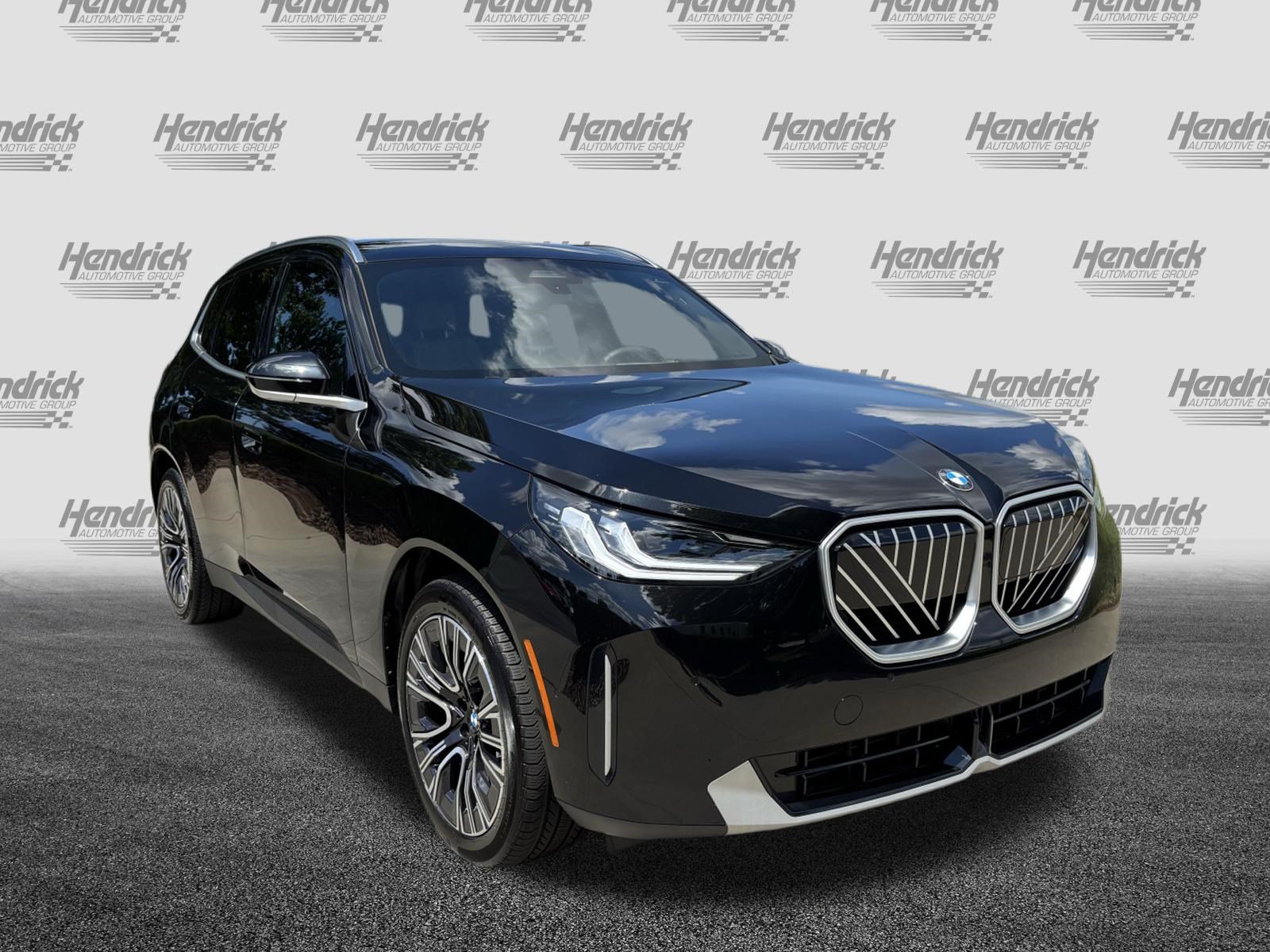 Certified 2026 BMW X3 xDrive30i w/ Convenience Package AWD/4WD image 2