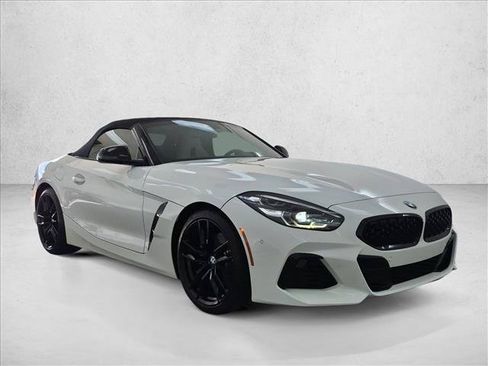 Used 2020 BMW Z4 sDrive30i w/ Premium Package RWD image 3
