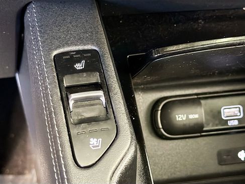 Used 2022 Kia Telluride EX w/ Towing Package image 23