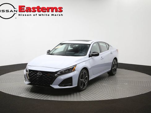 Used 2023 Nissan Altima 2.5 SR AWD/4WD image 53